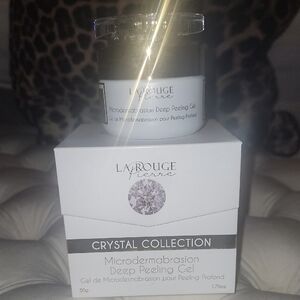 Microdermabrasion Deep Peeling Gel - White